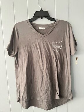 Maurices Gray Crewneck Tee